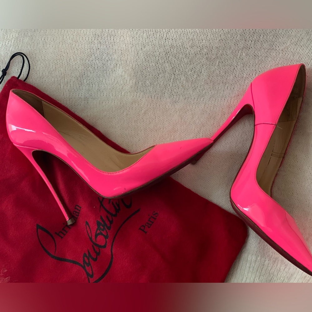 Christian Louboutin So Kate Shocking Pink
